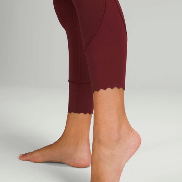 Lululemon Align Scalloped Hem High-Rise Pant 25"
Red Merlot - Picture 2 of 9